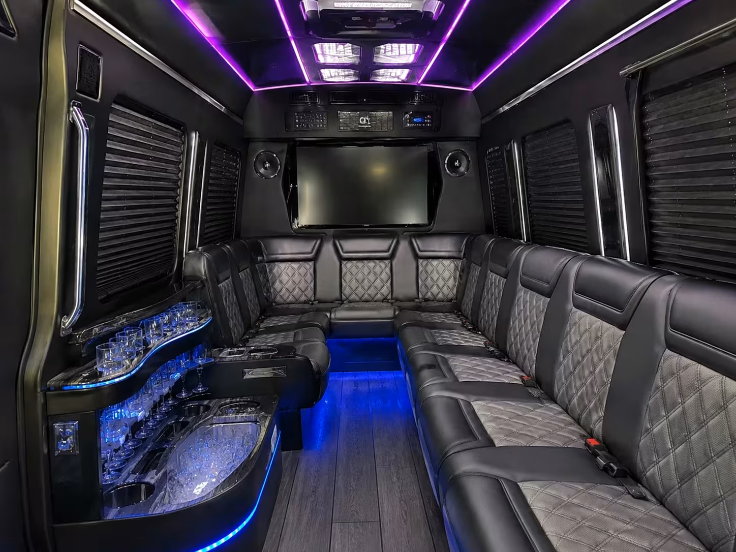 ada accessible field trip buses for akron schools