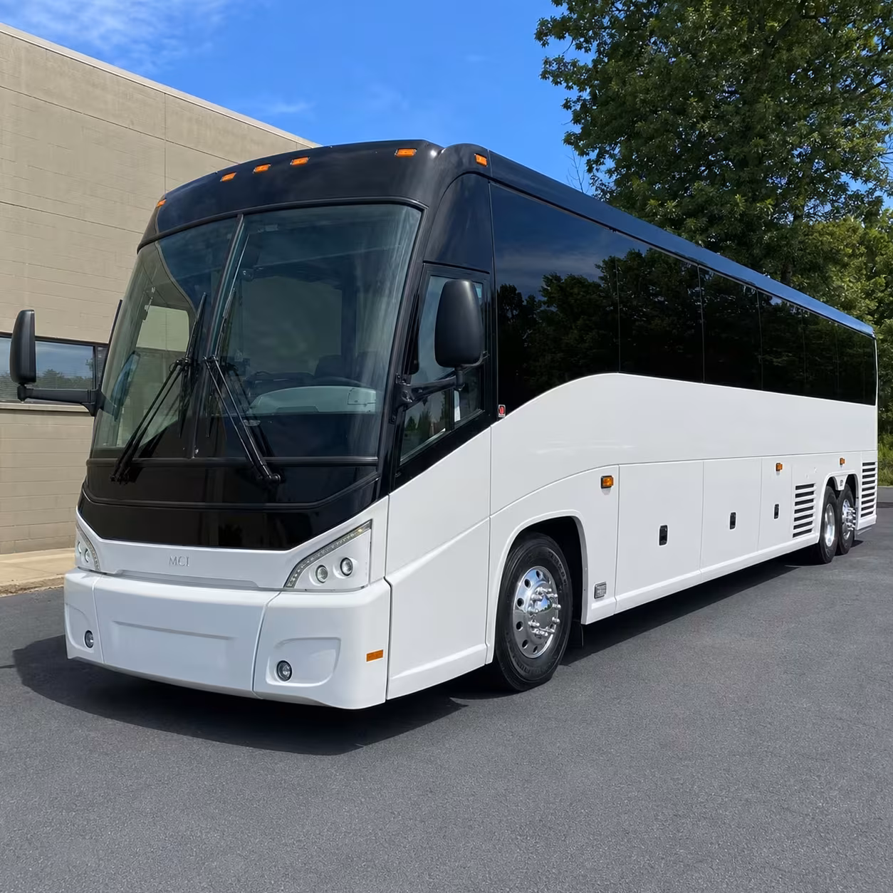 akron charter buses for conferences at the john s knight center