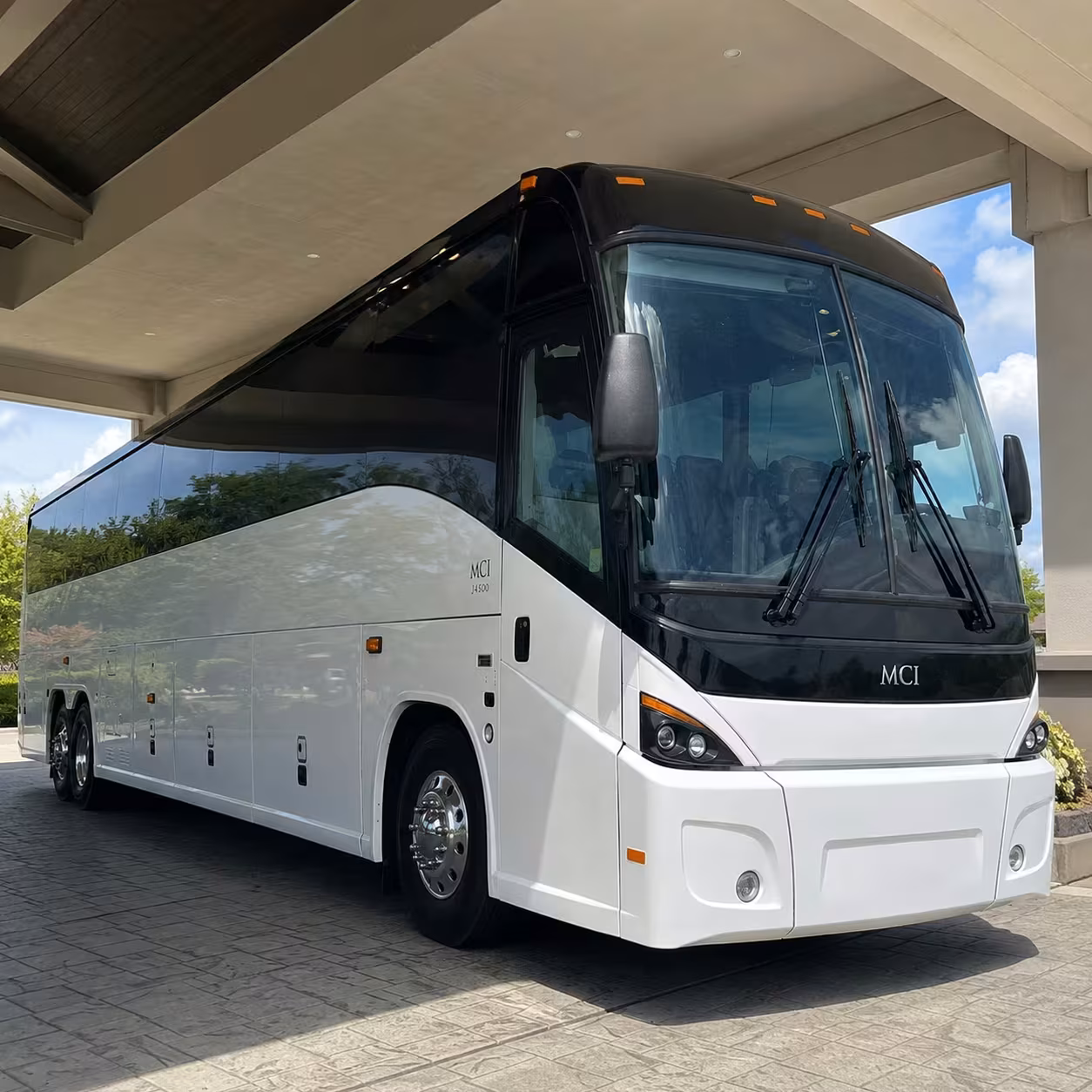 akron corporate airport shuttle buses instead of rideshares
