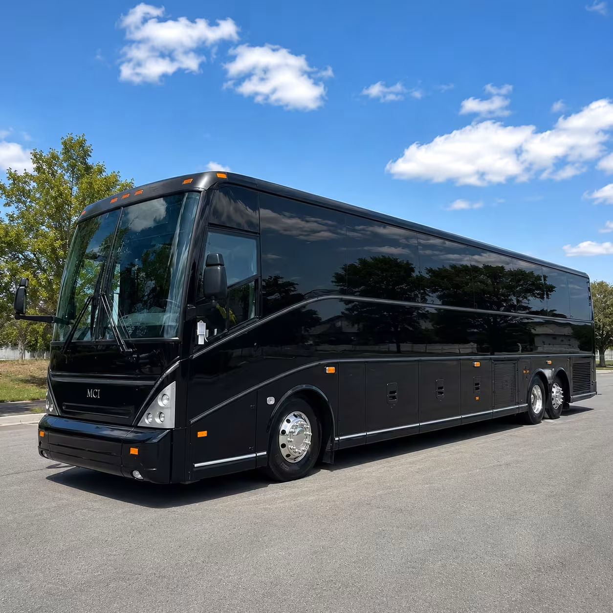 akron shuttle buses for hospitals and the university of akron