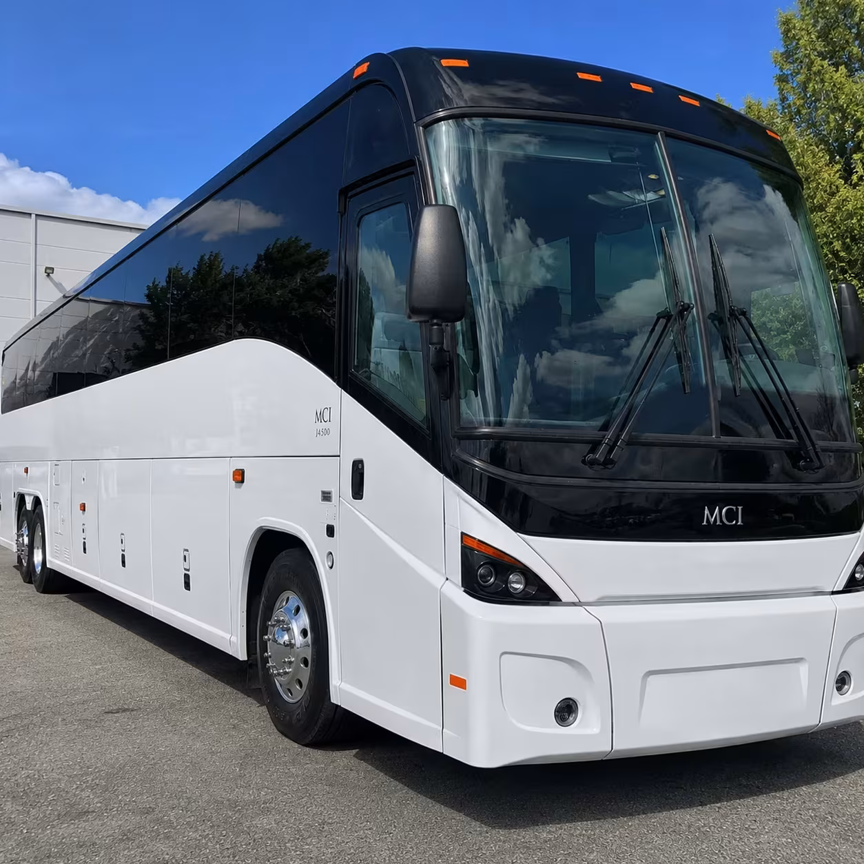 akron shuttle buses from hotels to akron canton airport