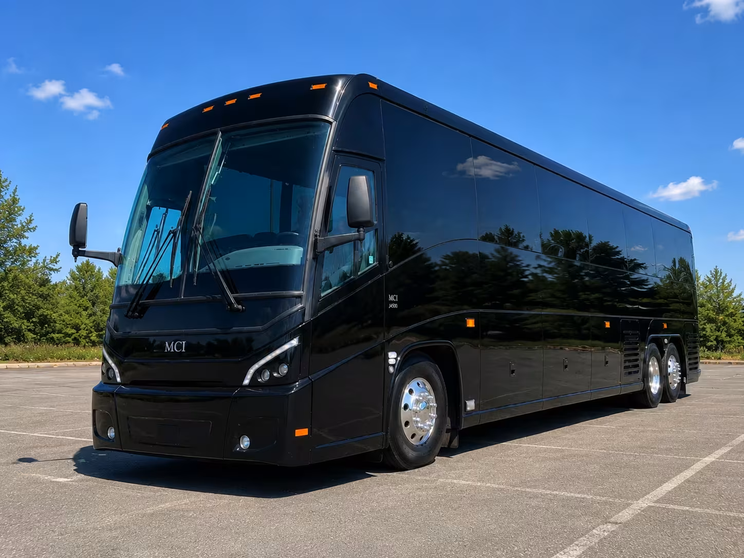 minibus rentals for akron museum and science center field trips