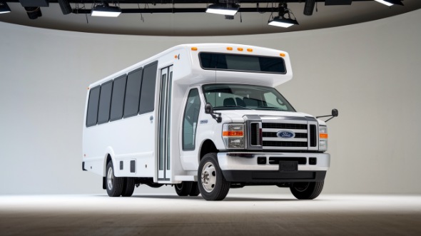 18 passenger minibus cleveland