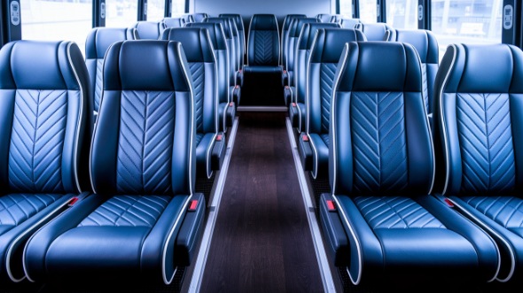 akron 15 passenger minibus rental